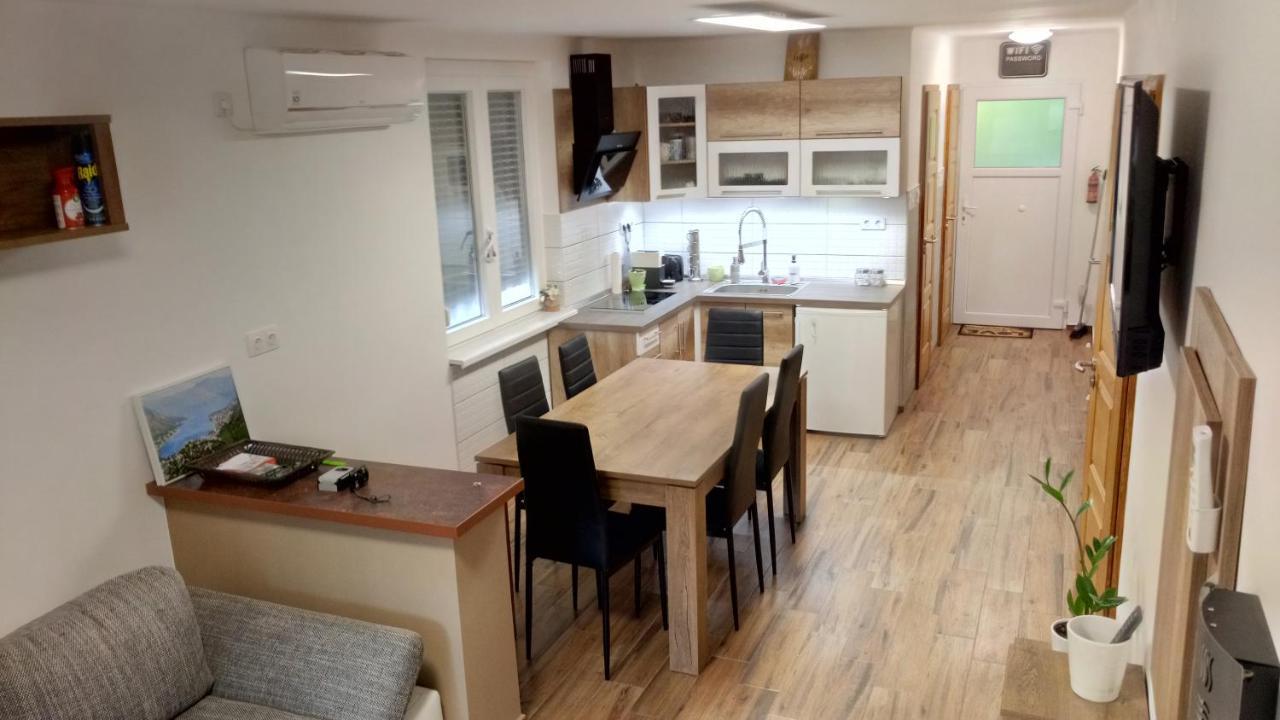 Golden Apartman Orosháza Eksteriør billede